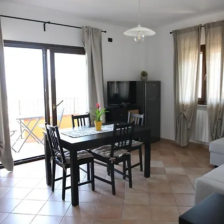 Pino - Donna Rosa Apartment *