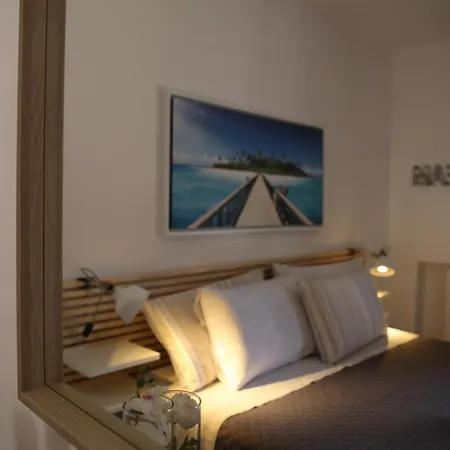 Pino - Donna Rosa Apartment